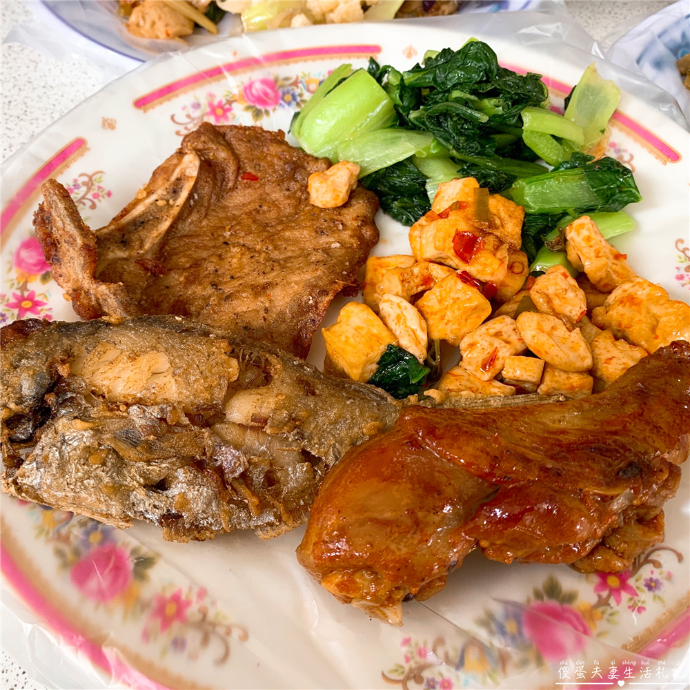 【苗栗市。美食】『媽媽便當』史上最彿心！白飯、湯品內用無限添加！這輩子吃過最便宜的自助餐，沒有之一！ @傻蛋夫妻生活札記