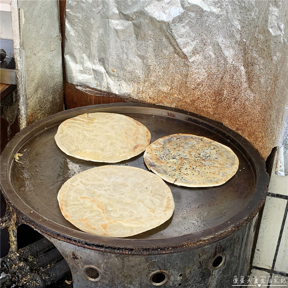 【台中北屯。美食】『鮮味北方麵食店』軍功路上看似不起眼的小店，但有著實的好味道！ @傻蛋夫妻生活札記