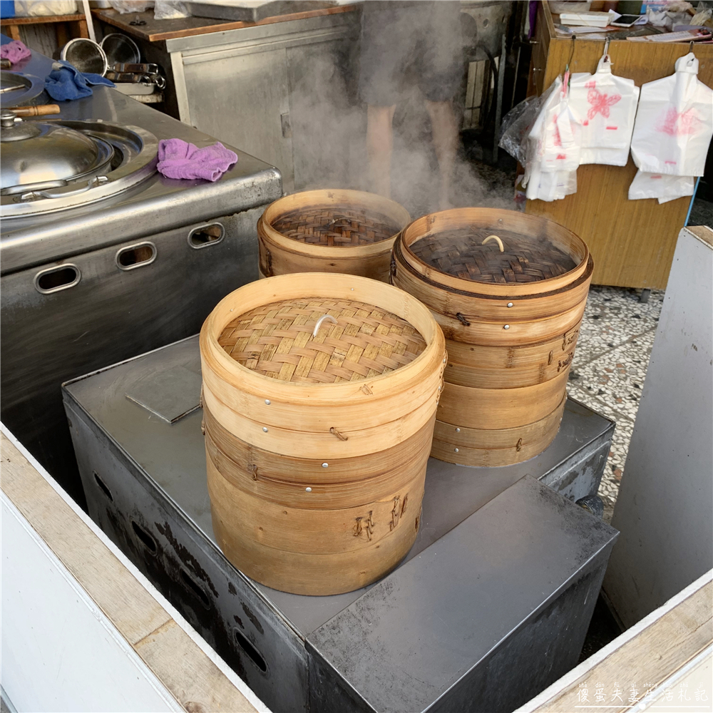 【台中北屯。美食】『鮮味北方麵食店』軍功路上看似不起眼的小店，但有著實的好味道！ @傻蛋夫妻生活札記