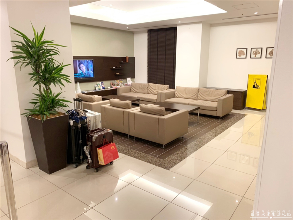 【日本仙台住宿】『仙台大和魯內酒店 / Daiwa Roynet Hotel Sendai』乾淨、簡單、交通又方便！離仙台車站東口僅兩分鐘路程的高CP住宿！ @傻蛋夫妻生活札記