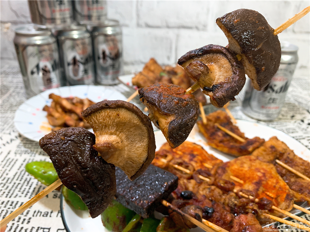 【台中大雅。美食】『大雅烤肉』學府路上超夯的美味平價外帶炭烤串燒！晚餐、宵夜最佳首選！ @傻蛋夫妻生活札記