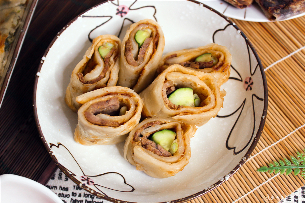 【台中北屯。美食】『老北京蔥油餅』最顯眼的隱密小店~簡單好吃的北方麵食專賣！ @傻蛋夫妻生活札記