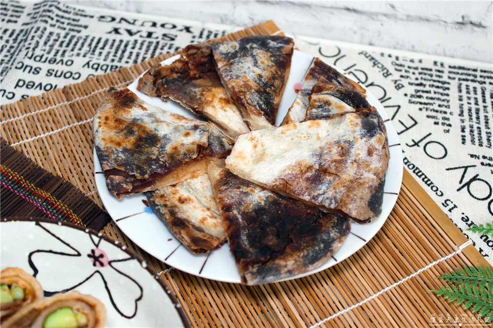 【台中北屯。美食】『老北京蔥油餅』最顯眼的隱密小店~簡單好吃的北方麵食專賣！ @傻蛋夫妻生活札記