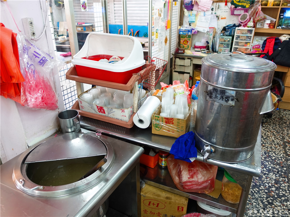 【苗栗銅鑼。美食】『尚味燒臘快餐』皮脆肉嫩!銅鑼街上的美味燒臘快餐店! @傻蛋夫妻生活札記 【苗栗銅鑼。美食】『尚味燒臘快餐』皮脆肉嫩!銅鑼街上的美味燒臘快餐店! @傻蛋夫妻生活札記