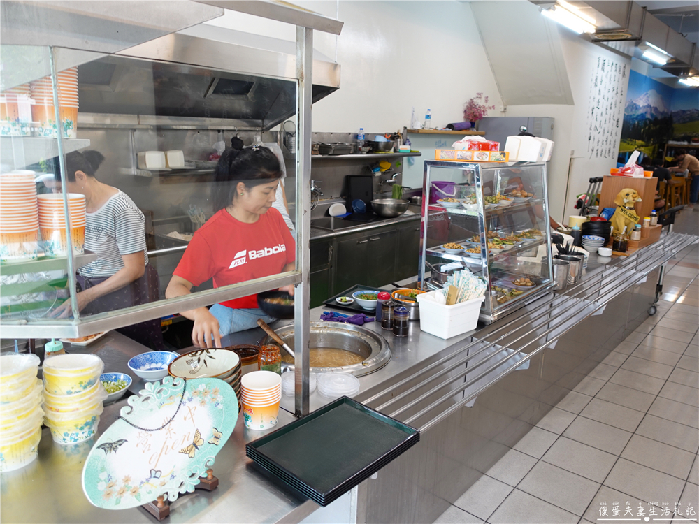 【苗栗市美食】『丑丑小吃』秒速出餐！環境乾淨、出餐快速的美味小吃！ @傻蛋夫妻生活札記