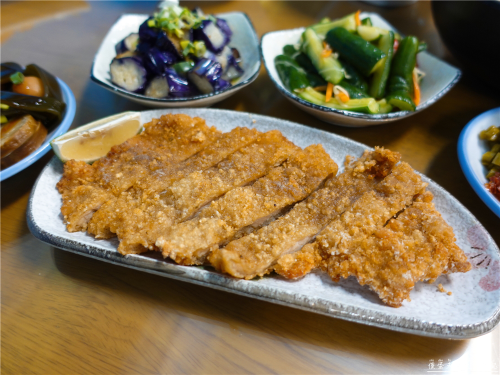 【苗栗市美食】『丑丑小吃』秒速出餐！環境乾淨、出餐快速的美味小吃！ @傻蛋夫妻生活札記