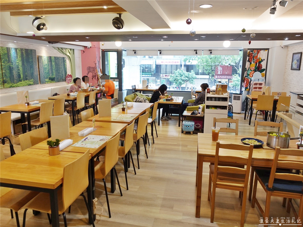 【台中北屯。美食】『森林小徑-文心店』連寵物餐都超豐盛!美味與友善並濟的親子、寵物友善餐廳! @傻蛋夫妻生活札記 【台中北屯。美食】『森林小徑-文心店』連寵物餐都超豐盛!美味與友善並濟的親子、寵物友善餐廳! @傻蛋夫妻生活札記