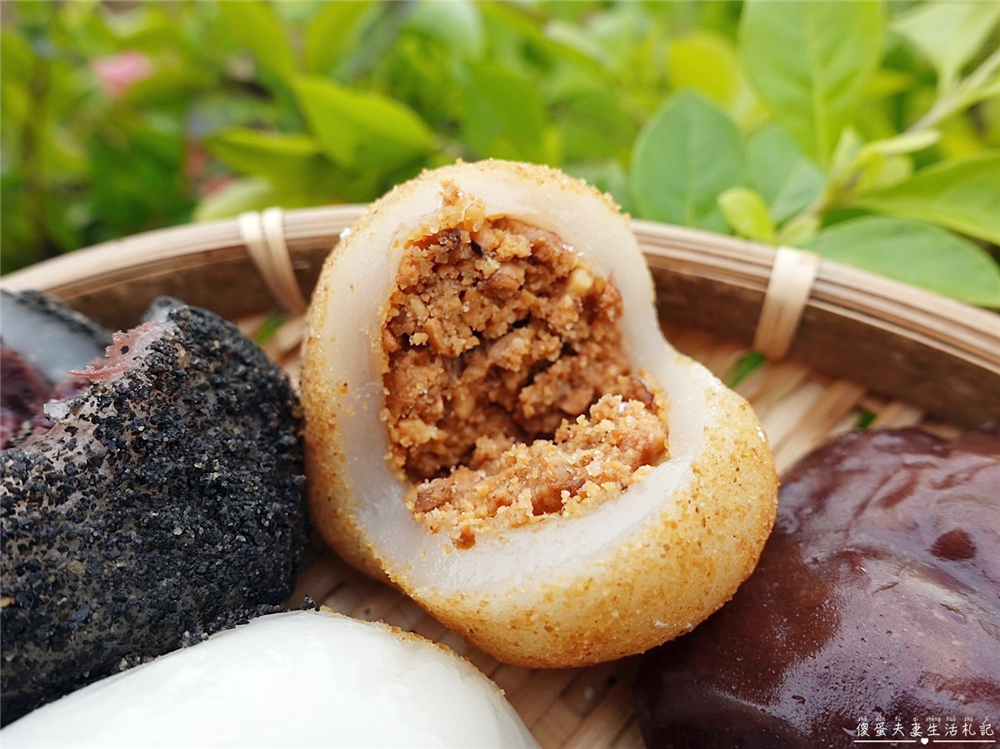 【苗栗頭份。美食】『瑞盛客家米食』傳統米食，全新感受！超夯燒麻糬、暖心紅豆湯圓、包餡Q麻糬~全都要！ @傻蛋夫妻生活札記