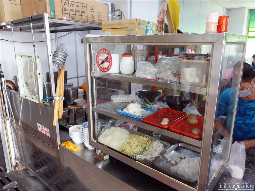 【苗栗市美食】『北苗二家合』超俗銅板價！隱身北苗市場的傳統小吃！ @傻蛋夫妻生活札記