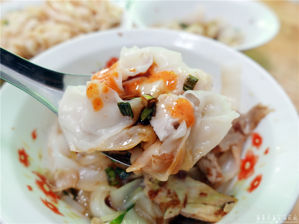 【苗栗市美食】『北苗二家合』超俗銅板價！隱身北苗市場的傳統小吃！ @傻蛋夫妻生活札記