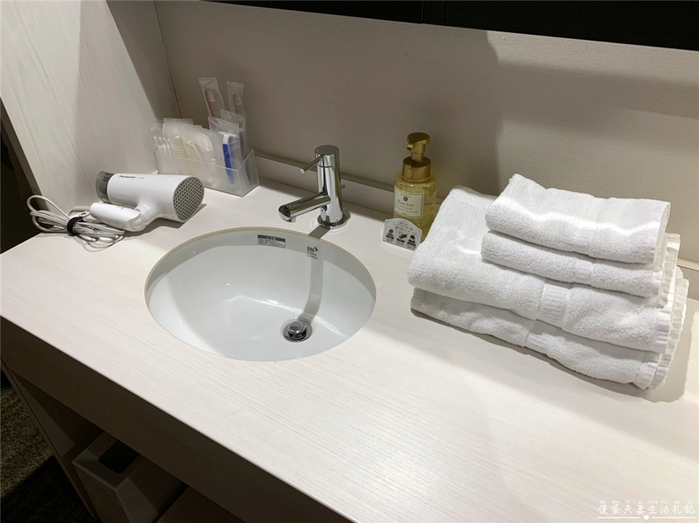 【日本北海道住宿】『JR INN南口駅 / JR Inn Sapporo South』離札幌車站走路只要七分鐘，擁有大浴場還有21款枕頭自選的舒適飯店！ @傻蛋夫妻生活札記