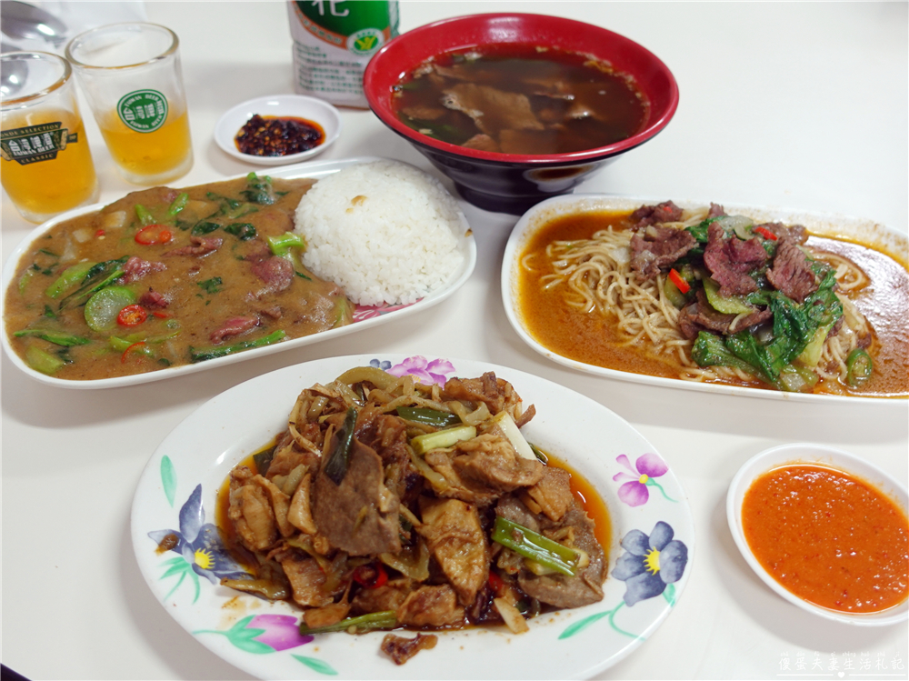 【台中北屯美食】『潮州牛肉林牛雜湯』超人氣排隊美食！北屯超夯牛肉、牛雜料理！ @傻蛋夫妻生活札記
