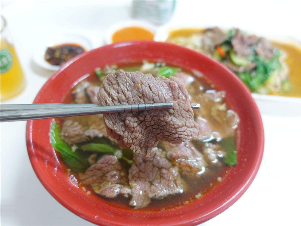 【台中北屯美食】『潮州牛肉林牛雜湯』超人氣排隊美食!北屯超夯牛肉、牛雜料理! @傻蛋夫妻生活札記 【台中北屯美食】『潮州牛肉林牛雜湯』超人氣排隊美食!北屯超夯牛肉、牛雜料理! @傻蛋夫妻生活札記