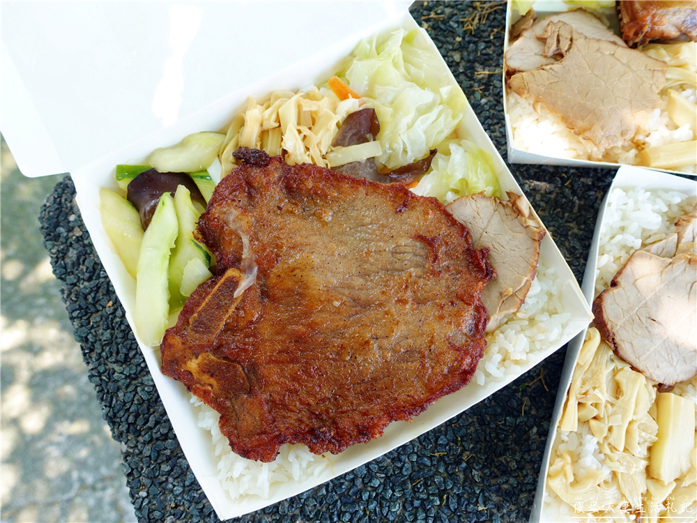 【苗栗市。美食】『無名便當』超級隱藏版！超美味，便宜到無可挑剔的巷子內佛心便當！ @傻蛋夫妻生活札記