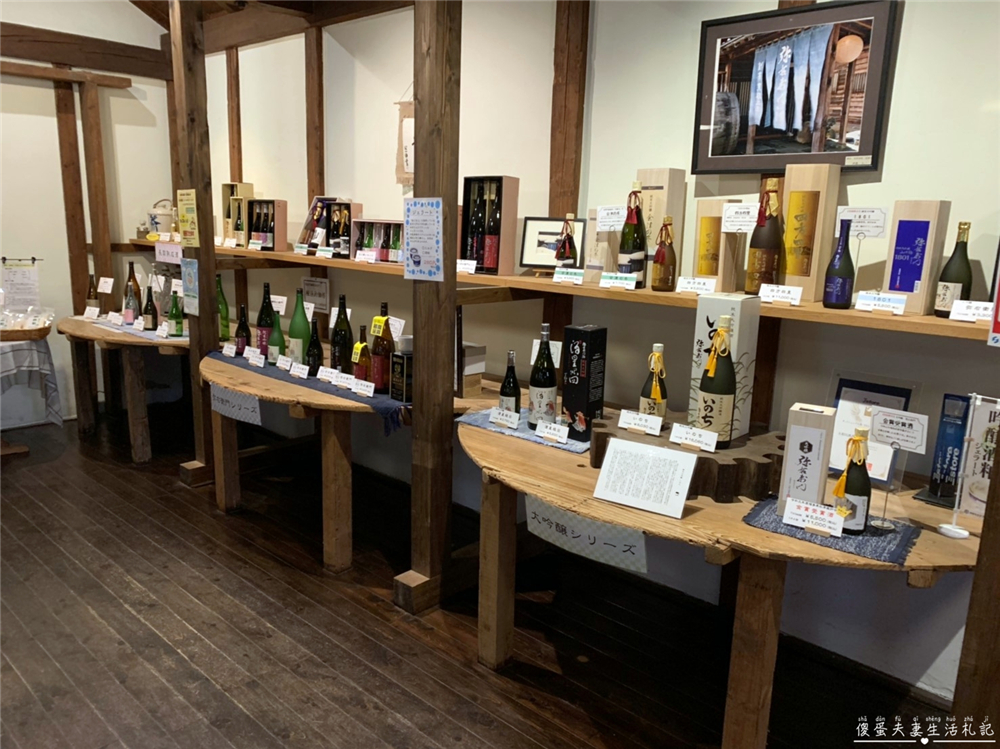 【日本福島美食】『大和川酒蔵北方風土館』金賞好酒免費試飲！喜多方百年歷史釀酒觀光展廳！ @傻蛋夫妻生活札記