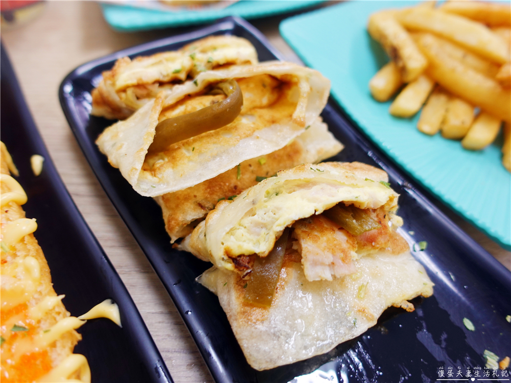 【苗栗市。美食】『山姆夾心 SAM WICH 早午餐』口味新穎早午餐！超推奶煎焦糖與軟法麵包！ @傻蛋夫妻生活札記