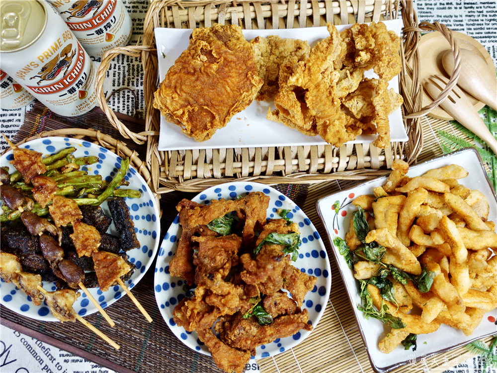 【台中神岡。美食】『佳綾炸食鋪』多元、酥脆、超好吃！豐原交流道附近的超美味炸物攤！ @傻蛋夫妻生活札記