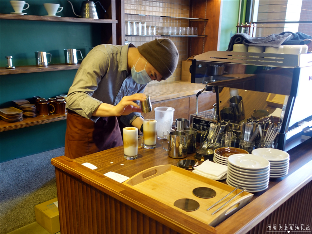 【苗栗市。美食】『沛克咖啡店 Pergram Coffee Roasters』輕鬆舒適~風格典雅的自家烘焙咖啡廳！ @傻蛋夫妻生活札記