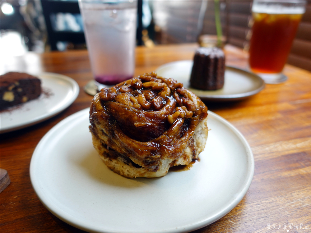 【苗栗市。美食】『沛克咖啡店 Pergram Coffee Roasters』輕鬆舒適~風格典雅的自家烘焙咖啡廳！ @傻蛋夫妻生活札記