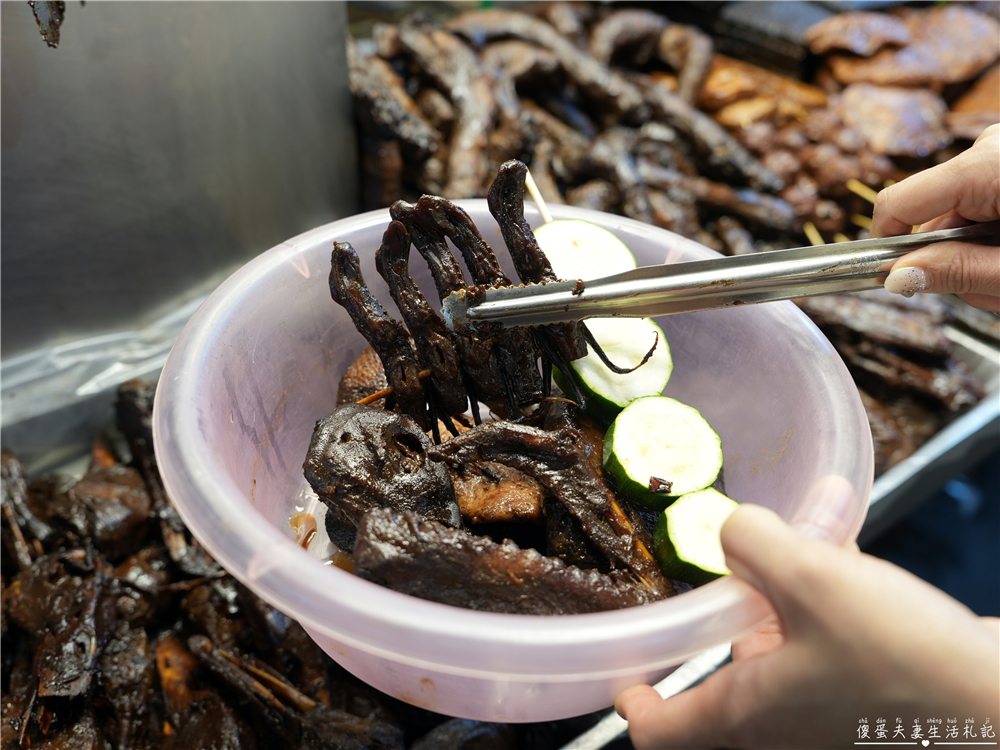 【台中北屯。夜市】『總站夜市』蒐集25家夜市美食！千坪夜市超過300攤位，吃喝玩樂一次搞定~ @傻蛋夫妻生活札記