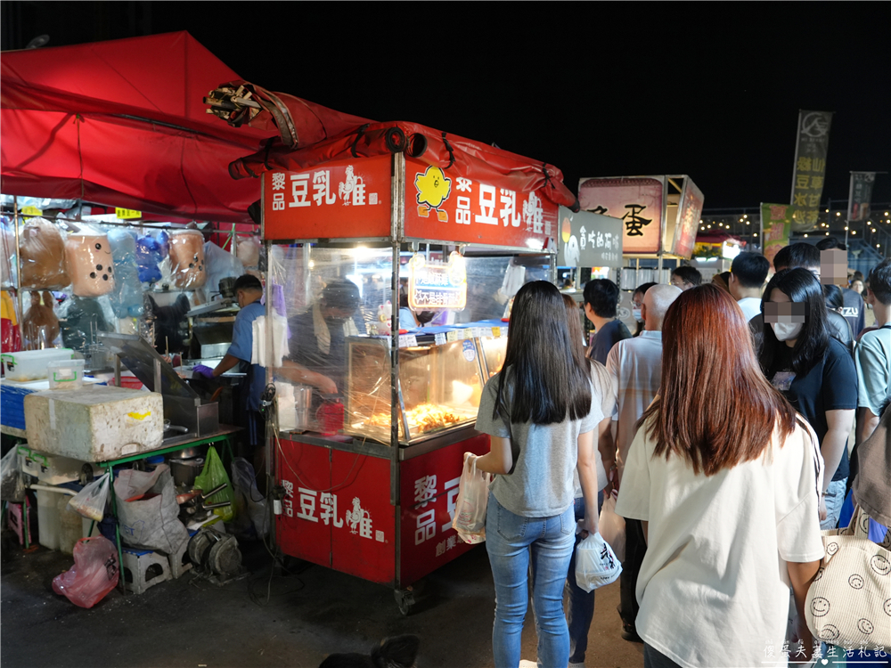 【台中北屯。夜市】『總站夜市』蒐集25家夜市美食！千坪夜市超過300攤位，吃喝玩樂一次搞定~ @傻蛋夫妻生活札記