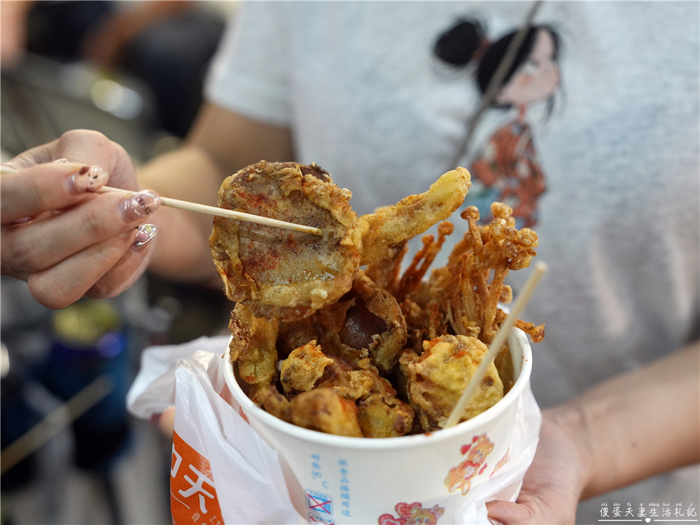 【台中北屯。夜市】『總站夜市』蒐集25家夜市美食！千坪夜市超過300攤位，吃喝玩樂一次搞定~ @傻蛋夫妻生活札記