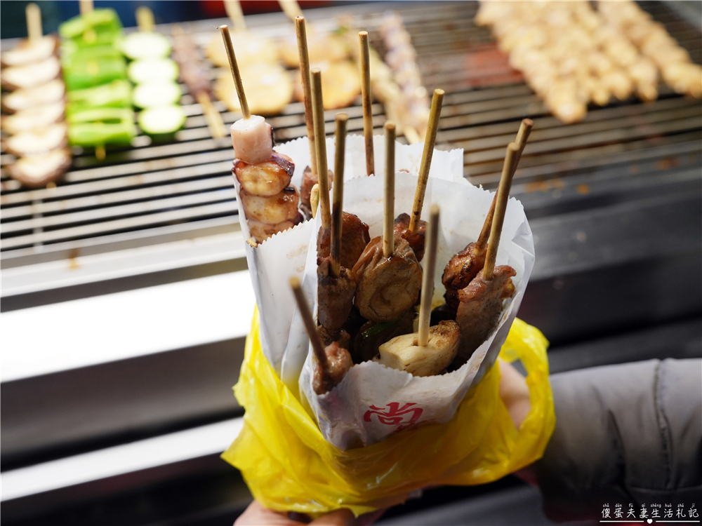 【台中東區。夜市】『旱溪夜市』25家美食大蒐集！台中傳統大型夜市界中的扛霸子！ @傻蛋夫妻生活札記