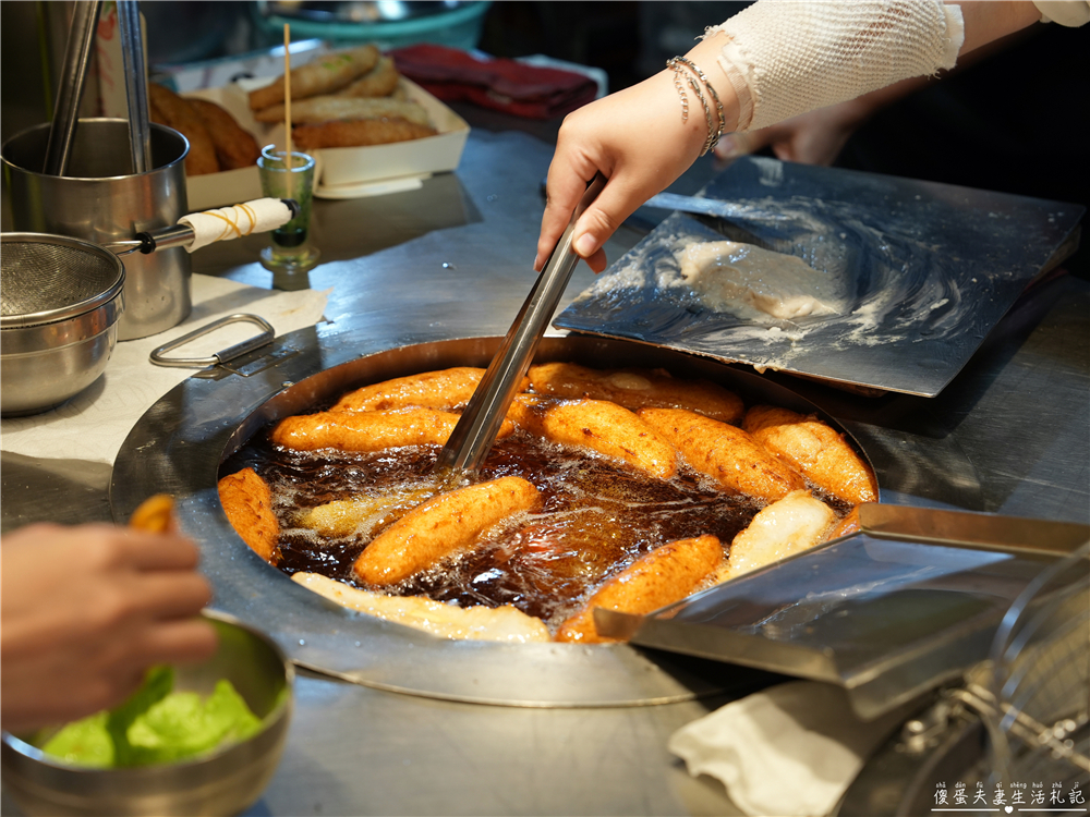 【台中東區。夜市】『旱溪夜市』25家美食大蒐集！台中傳統大型夜市界中的扛霸子！ @傻蛋夫妻生活札記