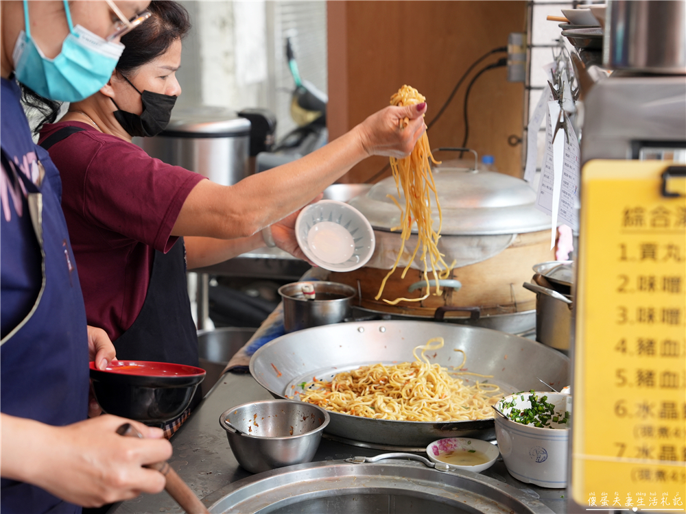 【苗栗市。美食】『栗鄉糯米飯』老字號道地在地美食！南苗市場旁的香噴噴糯米飯！ @傻蛋夫妻生活札記