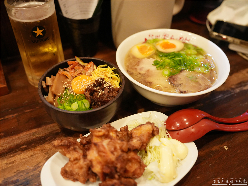 【日本大阪。美食】『紀州和歌山ラーメン きぶんや 道頓堀店 / Kibunya Dotombori』深夜還能吃到的平價美味拉麵！ @傻蛋夫妻生活札記