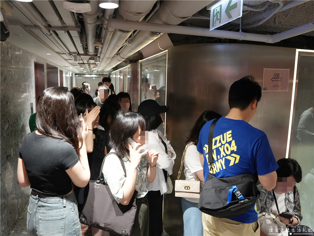 【香港油尖旺。美食】『蘭芳園』隱身在尖沙咀重慶大廈地下室的超人氣懷舊茶餐廳！ @傻蛋夫妻生活札記