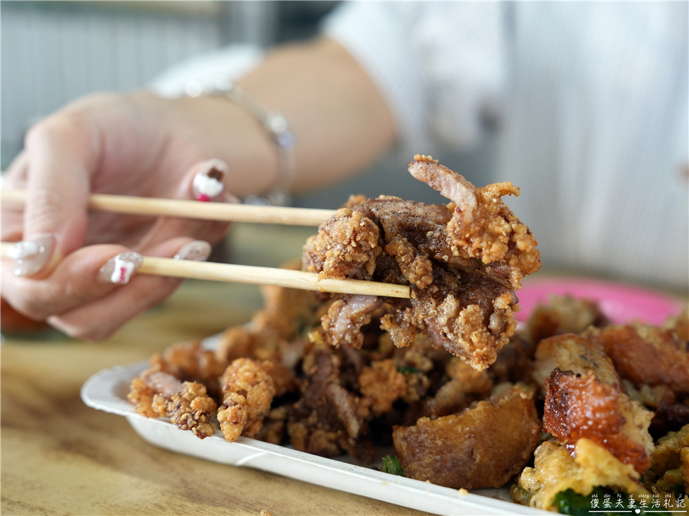 【台中北屯。美食】『水湳四平蚵嗲』水湳郵局旁的老字號蚵嗲、麵線！ @傻蛋夫妻生活札記