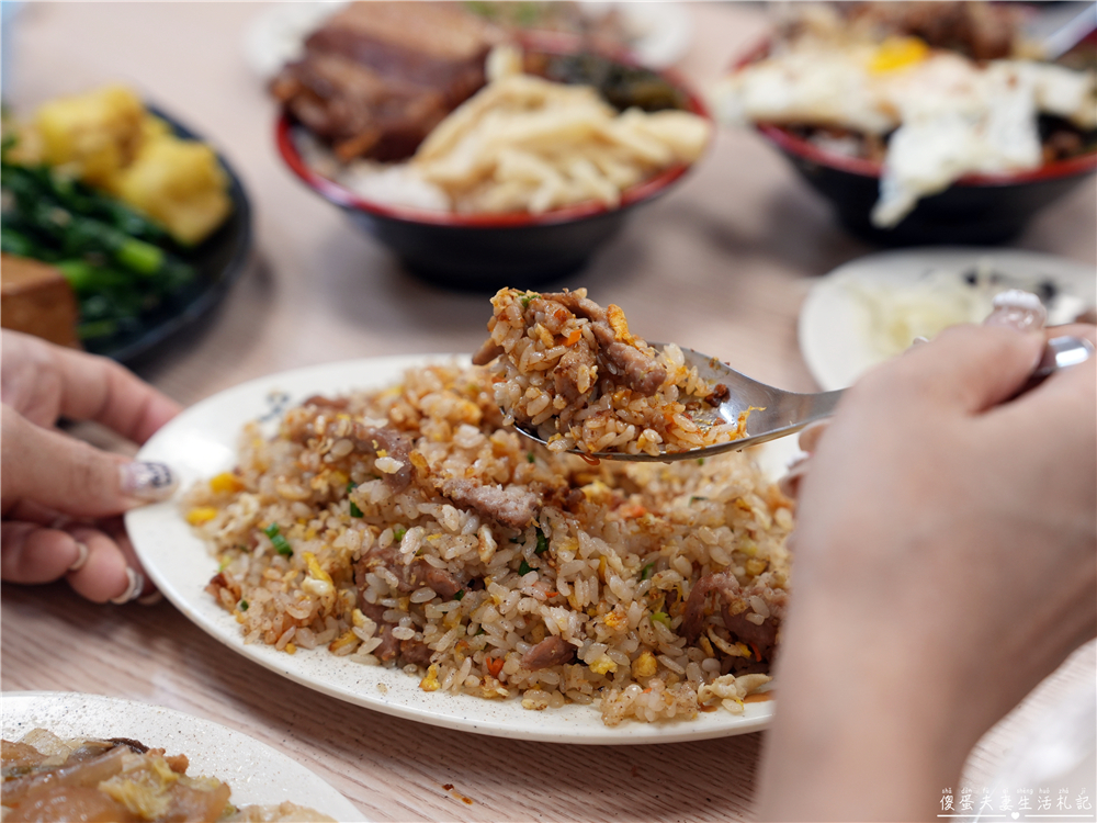 【台中太平。美食】『樹仔腳』最接地氣的古早味小吃！肥肥滷肉飯、爌肉飯大口吃！ @傻蛋夫妻生活札記