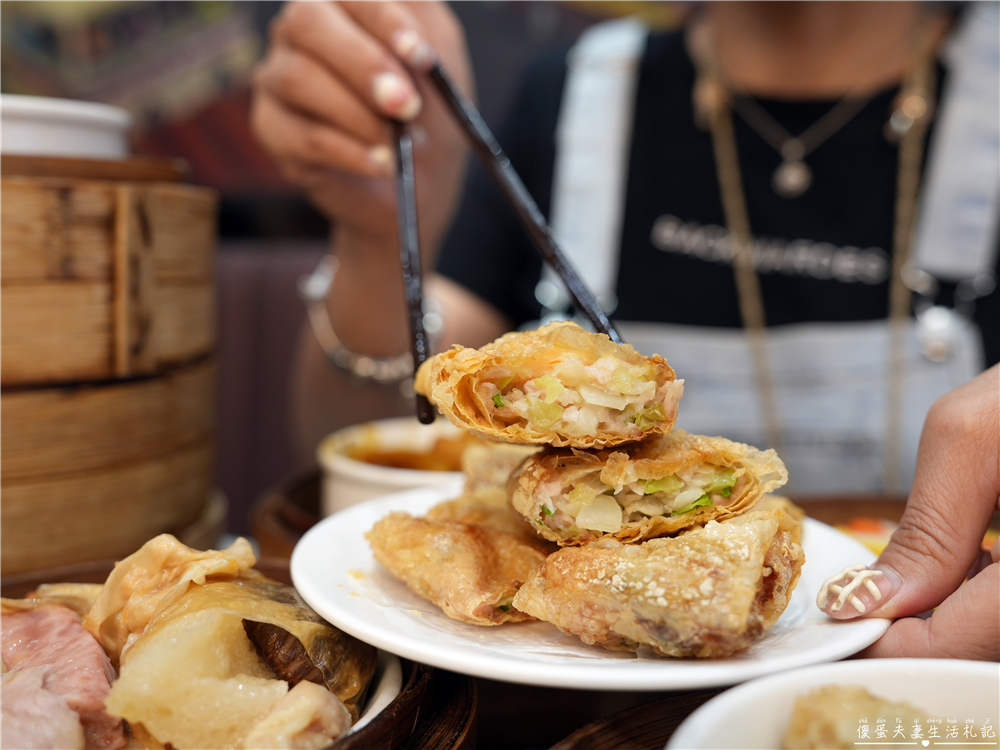 【香港油尖旺。美食】『一點心-太子店』人潮炸滿！太子超夯平價港點！ @傻蛋夫妻生活札記