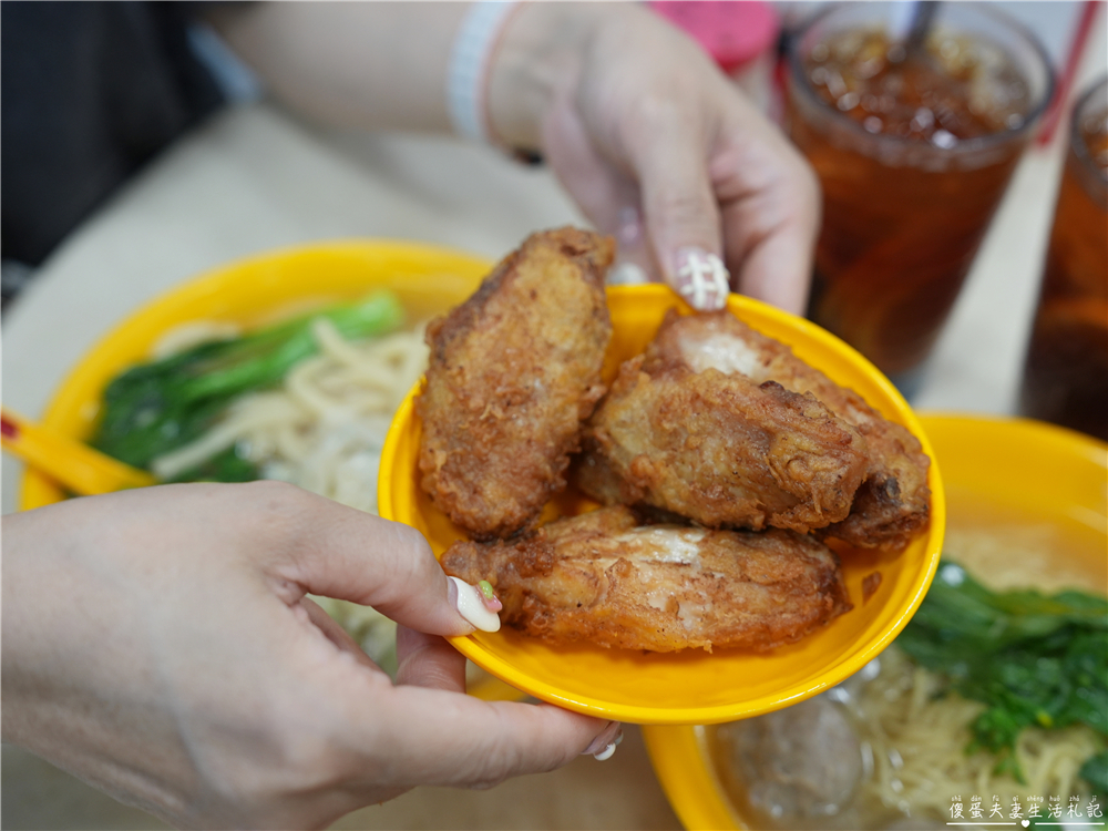 【香港大埔。美食】『東記上海麵』在地人帶路！大埔墟街市知名小吃！ @傻蛋夫妻生活札記