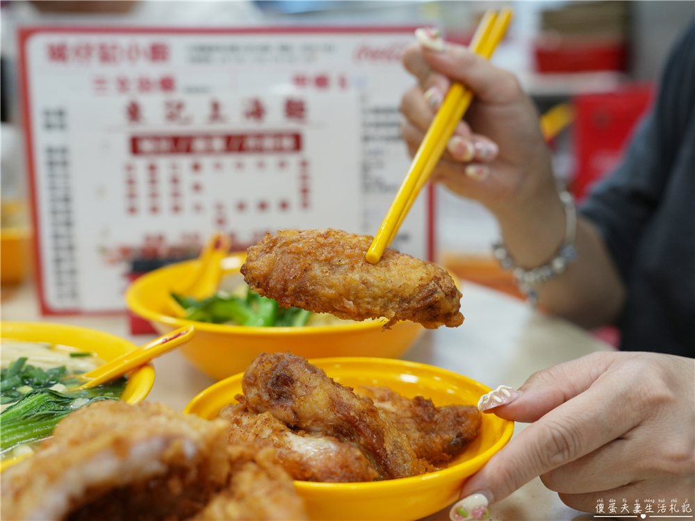 【香港大埔。美食】『東記上海麵』在地人帶路！大埔墟街市知名小吃！ @傻蛋夫妻生活札記