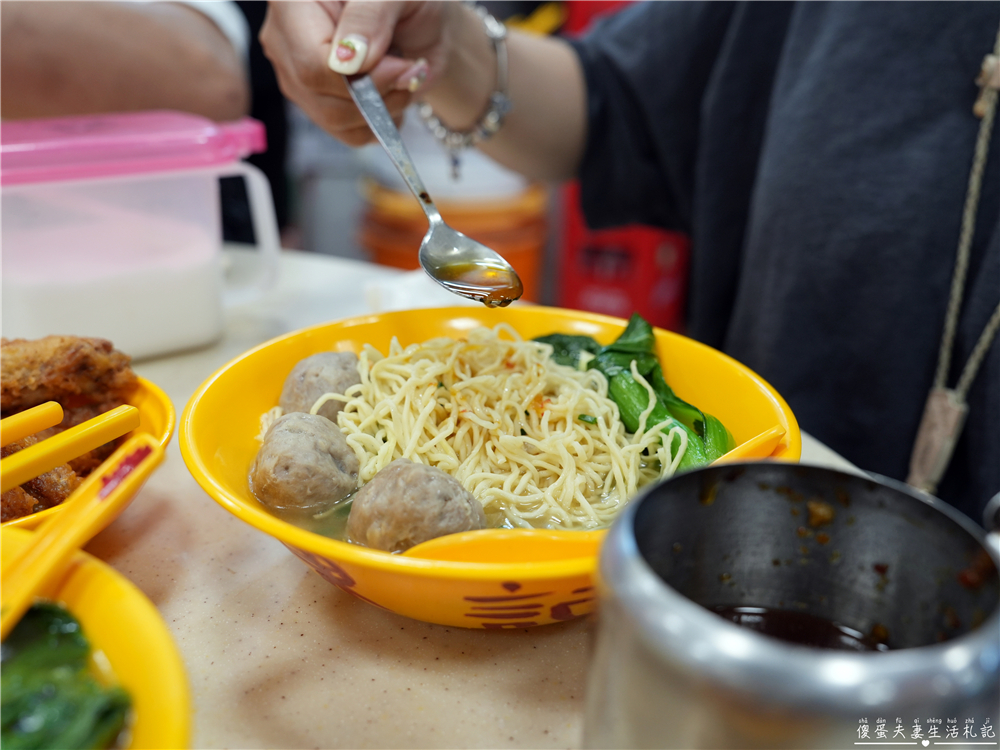 【香港大埔。美食】『東記上海麵』在地人帶路！大埔墟街市知名小吃！ @傻蛋夫妻生活札記