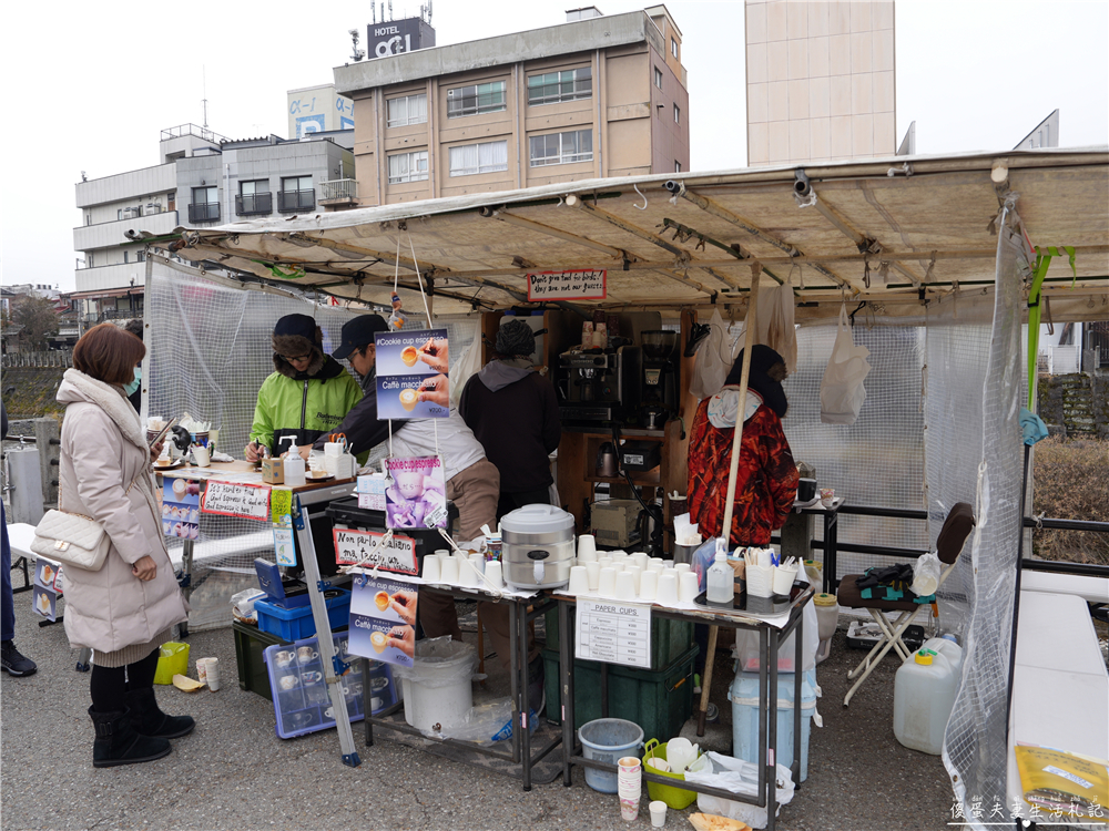 【日本岐阜。景點】『宮川朝市』並列日本三大早市之一！體驗一波在地人的傳統市場文化！ @傻蛋夫妻生活札記