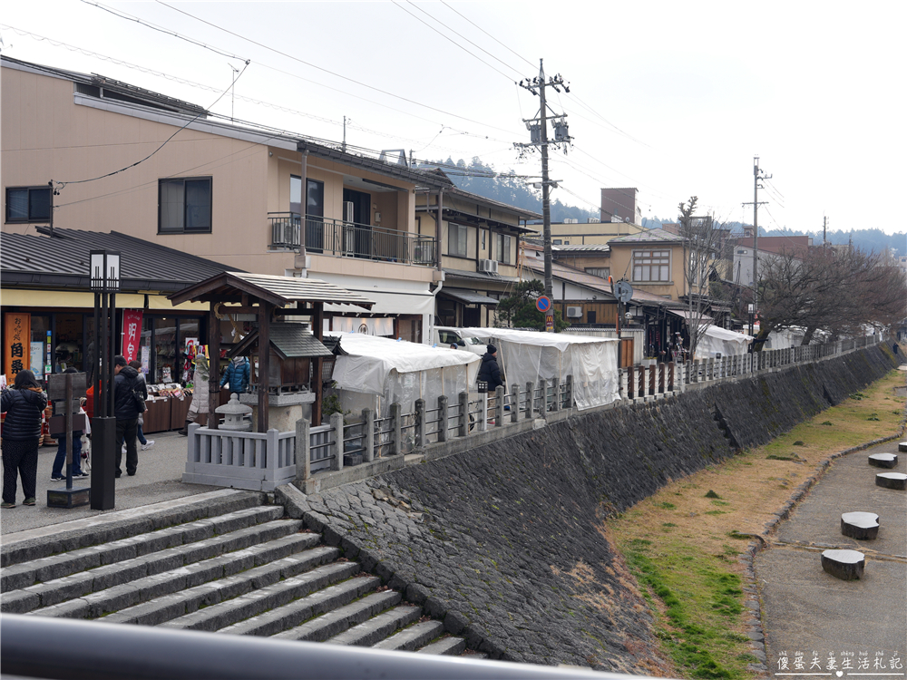 【日本岐阜。景點】『宮川朝市』並列日本三大早市之一！體驗一波在地人的傳統市場文化！ @傻蛋夫妻生活札記