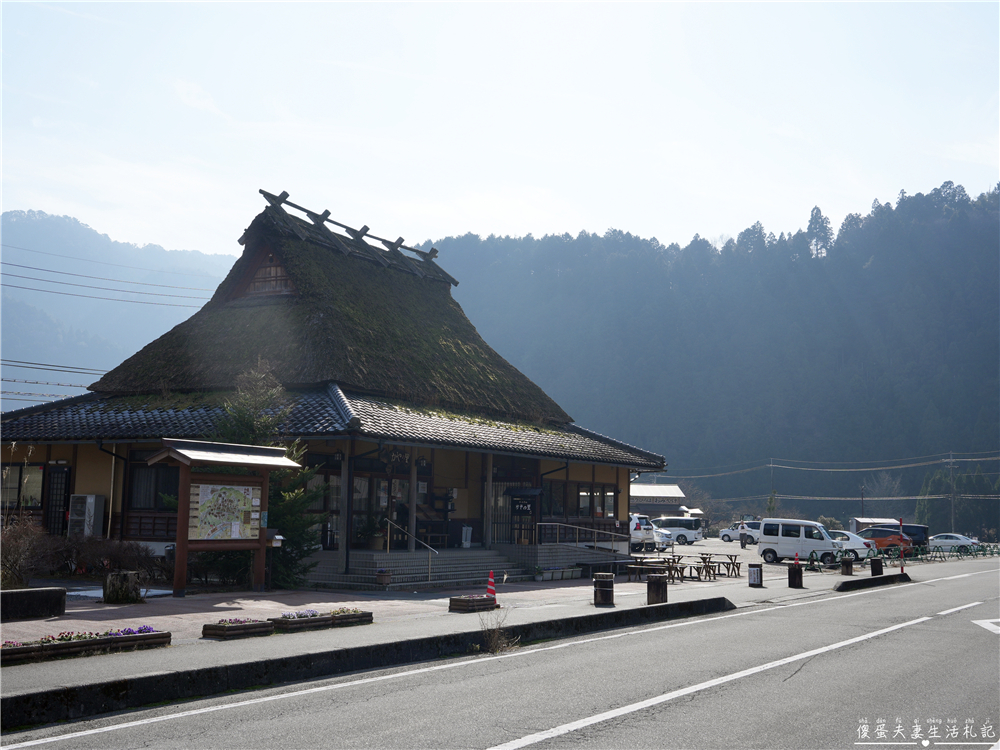 【日本京都。景點】『美山町-茅草屋之里』京都秘境小村！遠離人潮！茅草屋聚落的慢活時光 @傻蛋夫妻生活札記