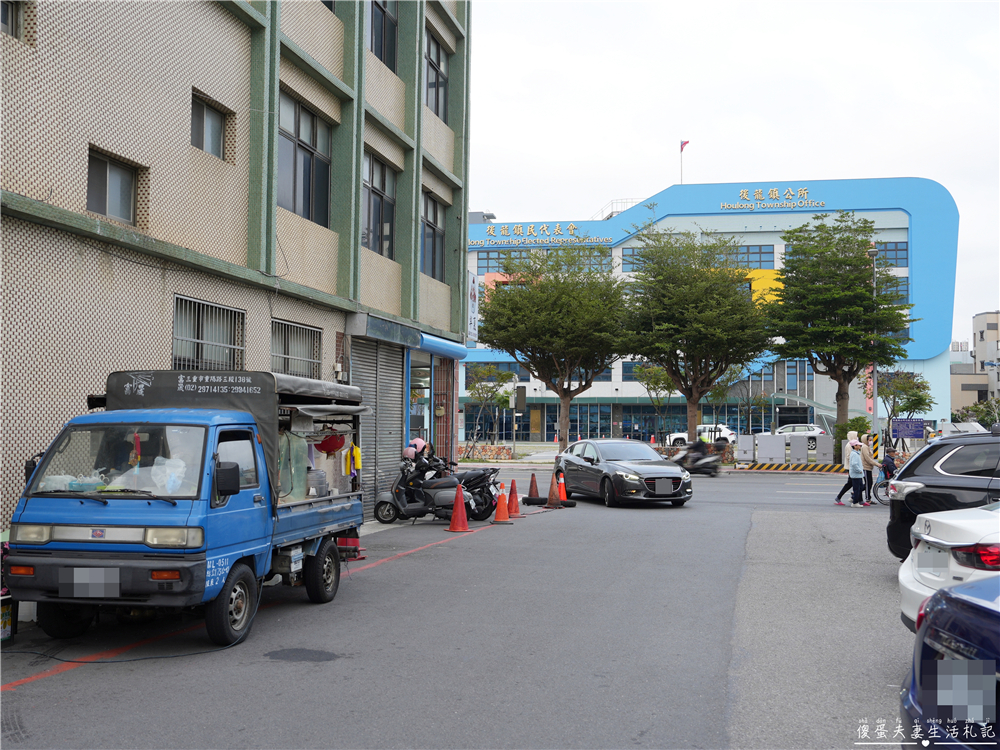 【苗栗後龍。美食】『小綾臭豆腐』量大實惠！泡菜滿滿的現炸酥脆臭豆腐！ @傻蛋夫妻生活札記