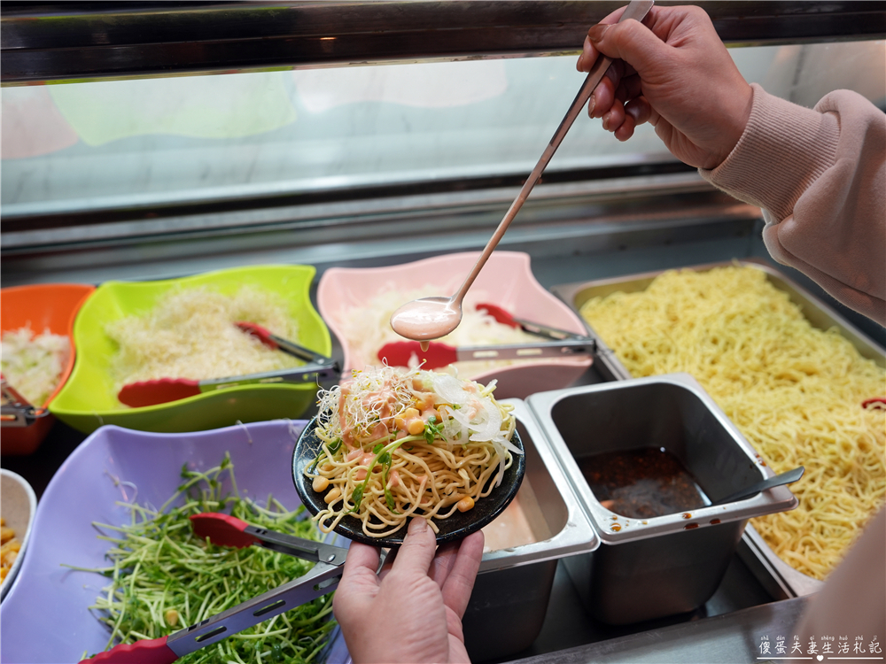 【苗栗市。美食】『億品鍋-苗栗店』高CP平價小火鍋！最低160元起！還有豐盛自助吧可以無限享用！ @傻蛋夫妻生活札記