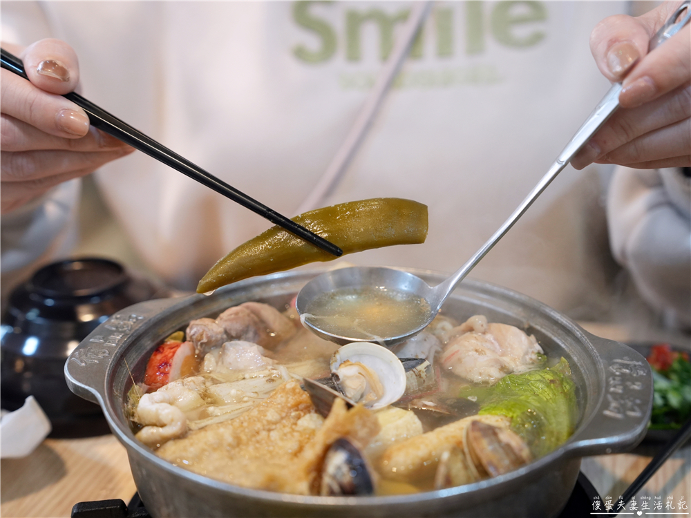 【苗栗市。美食】『億品鍋-苗栗店』高CP平價小火鍋！最低160元起！還有豐盛自助吧可以無限享用！ @傻蛋夫妻生活札記