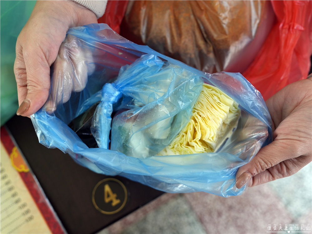 【苗栗後龍。美食】『老余牛家莊』霸氣登場！藏在田園郊區的大盆牛肉鍋上桌！ @傻蛋夫妻生活札記