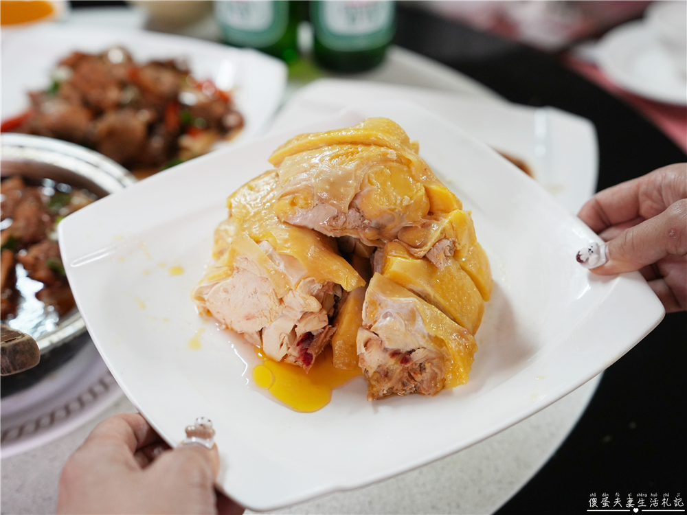 【苗栗市。美食】『將軍山土雞城』家常口味、份量實惠！貓狸山的樸實熱炒小店！ @傻蛋夫妻生活札記