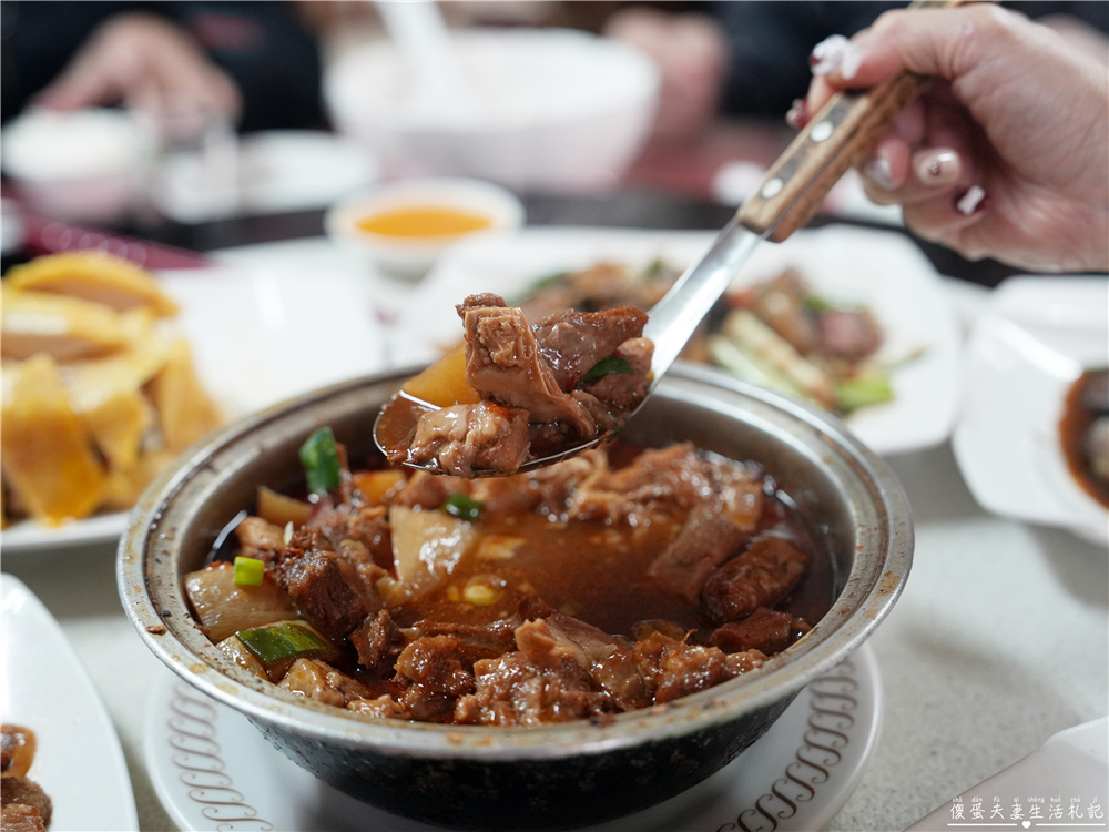 【苗栗市。美食】『將軍山土雞城』家常口味、份量實惠！貓狸山的樸實熱炒小店！ @傻蛋夫妻生活札記