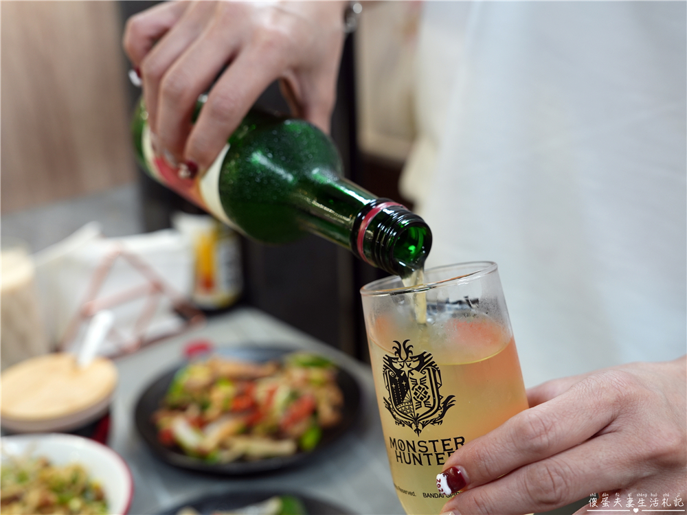 【台中西屯。美食】『烏竹樓OT Kitchen』逢甲最美台式餐廳！流心手切黑豚滷肉飯激推！ @傻蛋夫妻生活札記