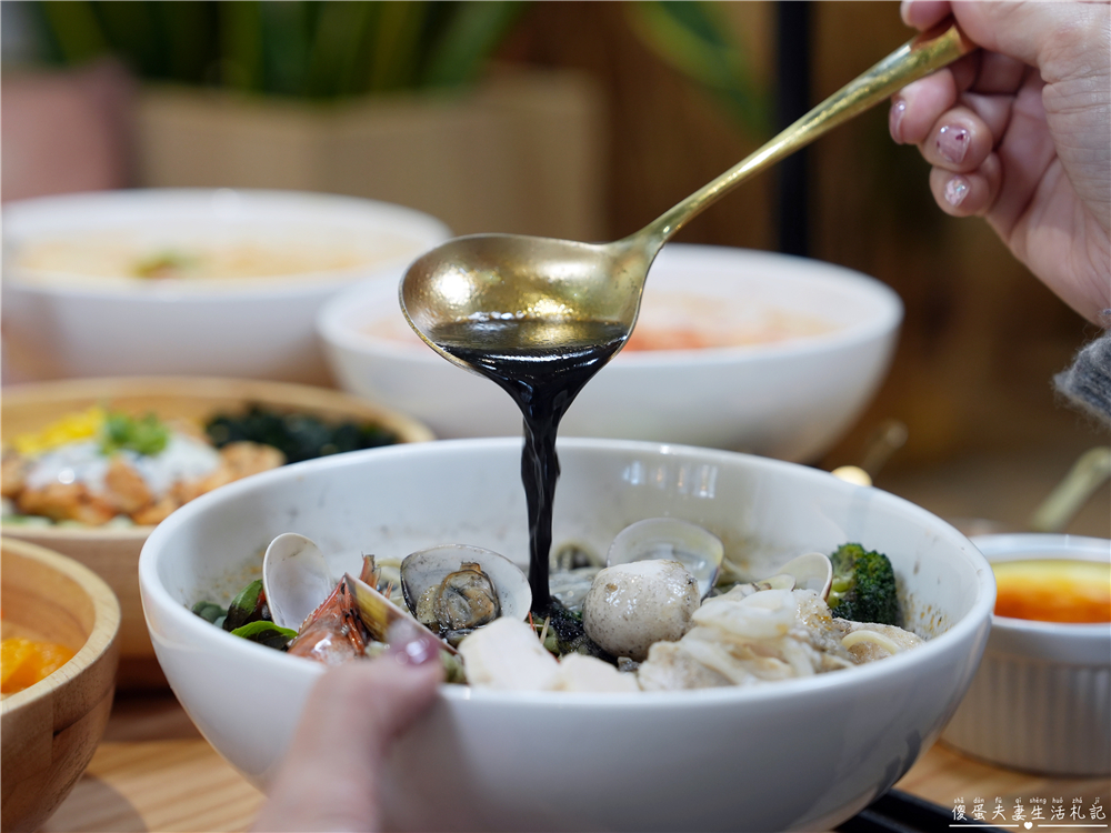 【苗栗市。美食】『波奇多 夏威夷輕食』爆好吃輕食！可客製餐點的超質感夏威夷輕食餐廳！店中店『義舍義式湯麵』同步登場~~ @傻蛋夫妻生活札記