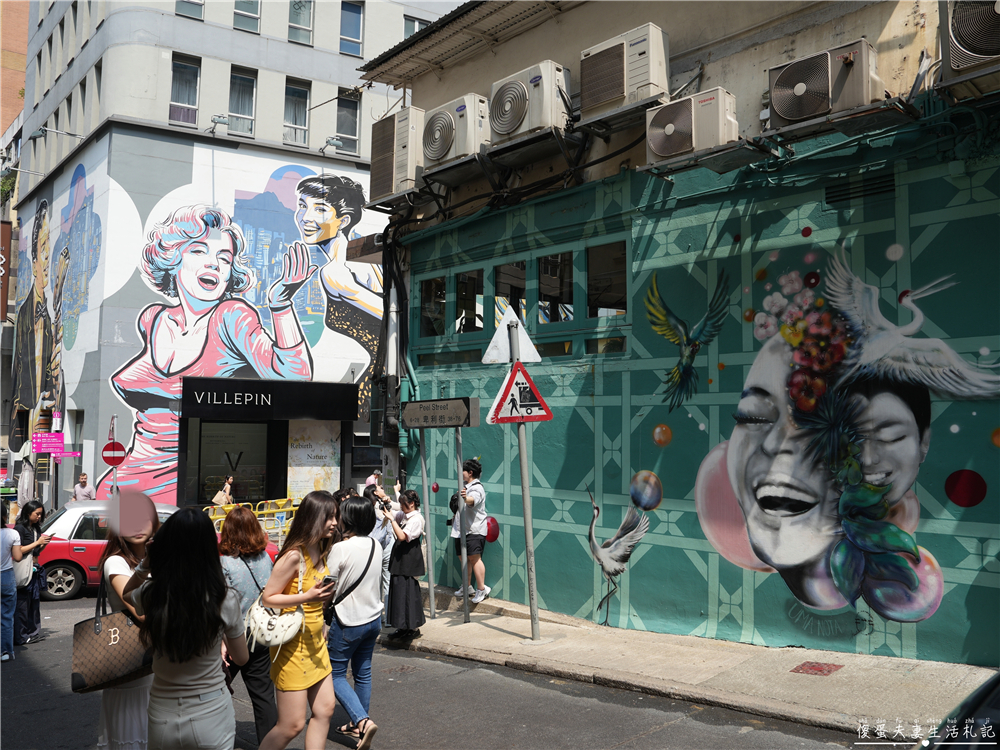 【香港中西區。景點】『中環半山扶手電梯』漫步高低錯落的中環街巷～探索香港城市脈動！ @傻蛋夫妻生活札記