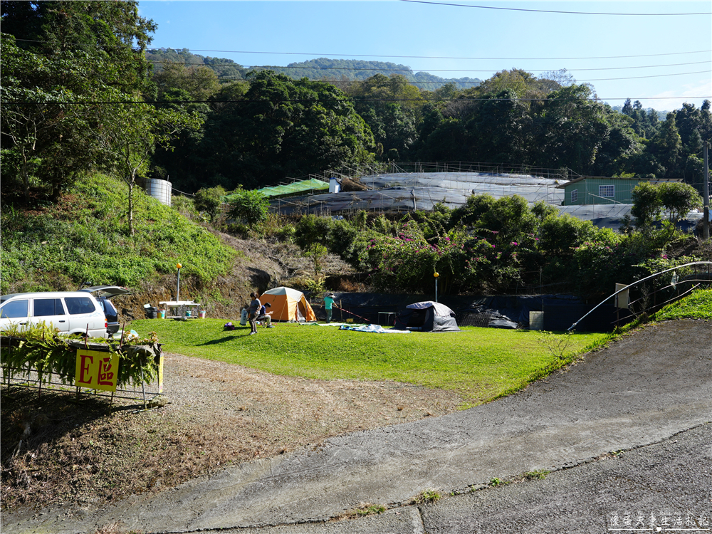 【苗栗大湖。露營】『夢之谷露營區』小朋友天堂！遊樂設施滿滿~馬拉邦山山脈上的世外桃源~ @傻蛋夫妻生活札記